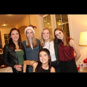 Meet your Posher, Emily